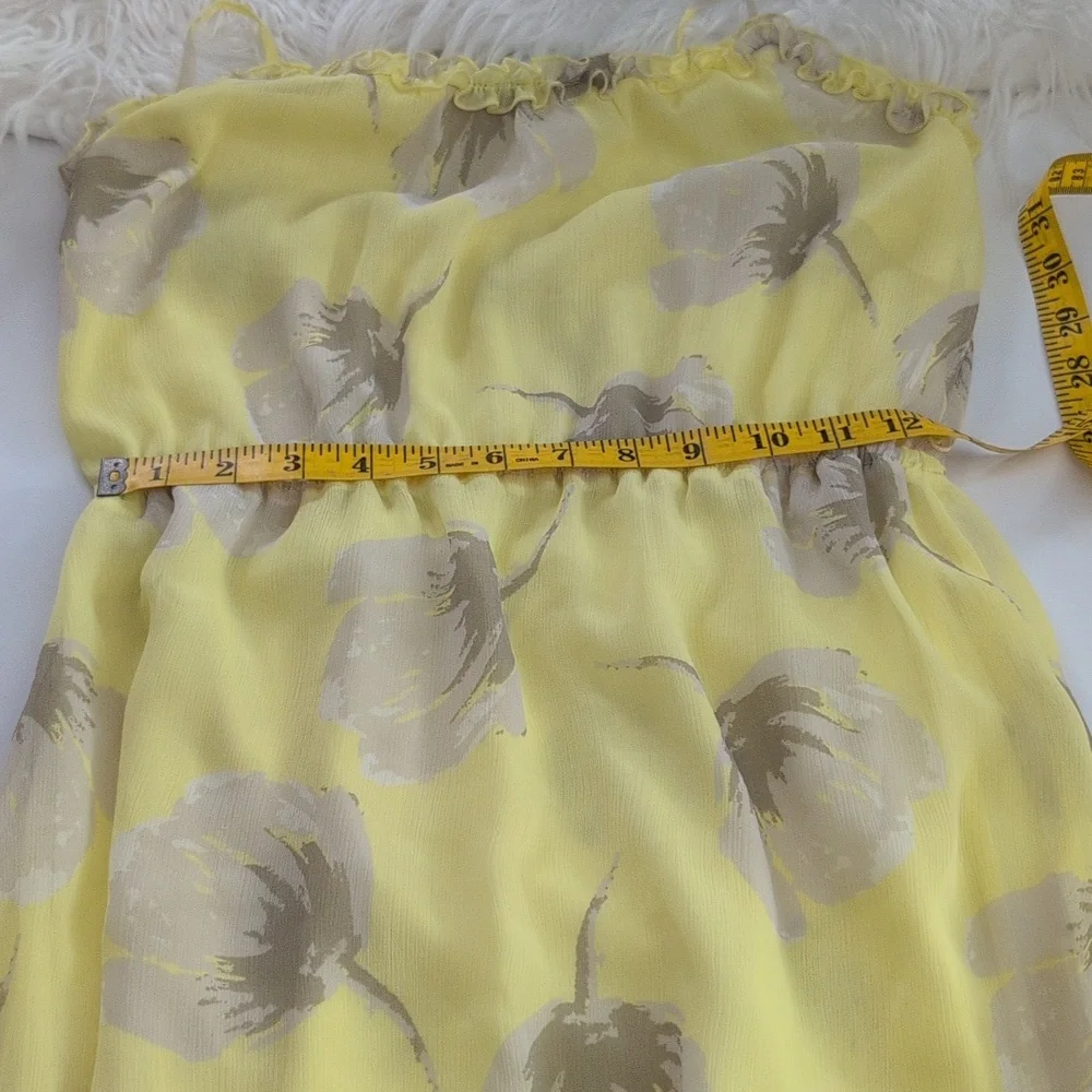 Old Navy dress size small great condition !